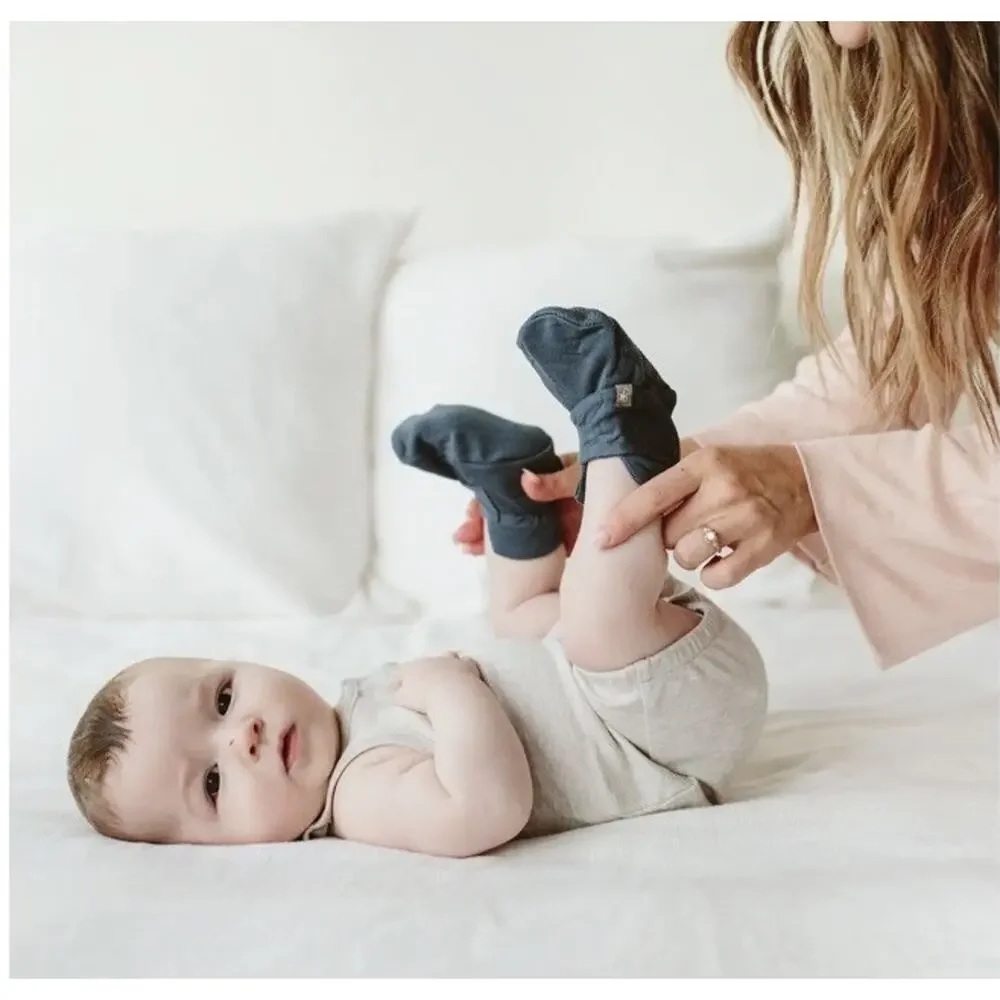 Goumi Baby Booties Size 0-3‎ Months Stay On Boot Organic Bamboo Midnight Black